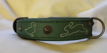 Collar ~Muna~ with individual embroidery