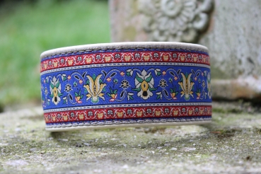 Collar ~Tivoba~ beige 30-34cm