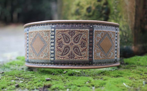 1408v Halsband ~Kassette~ caramell