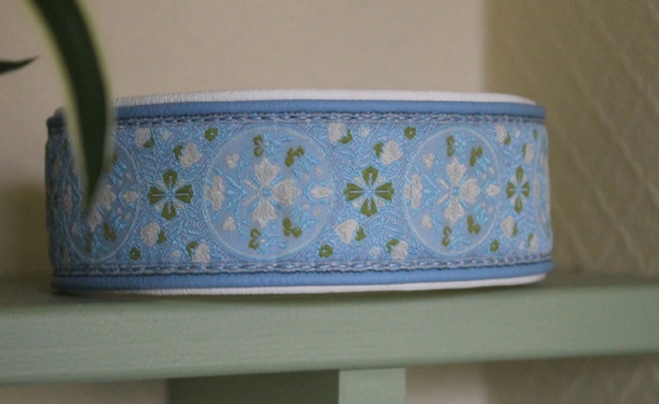 0953e Collar ~Antoinette~ lightblue-white 33.5-38cm