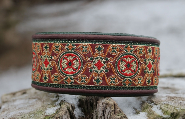 0881b Collar ~Nebka~ chestnut-darkgreen