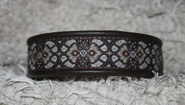 0547 Halsband ~dunkelbraun~