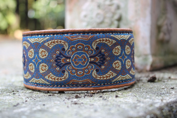 1407m Collar ~Janour~ midbrown