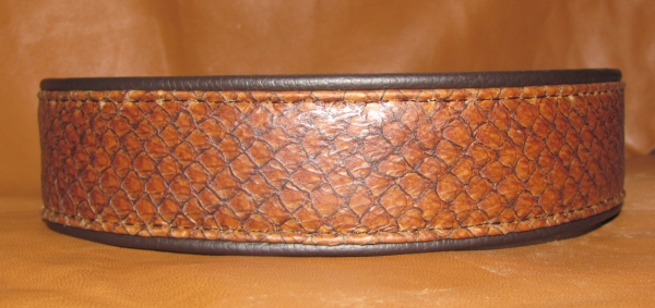 Collar with Fish-Leather ~Sumaika~