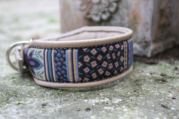 0686a Collar ~Zariza~ tan