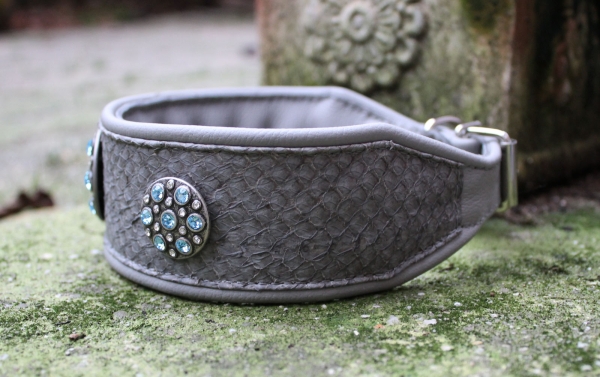 Collar with Salmon-Leather ~Sumaika~ grey