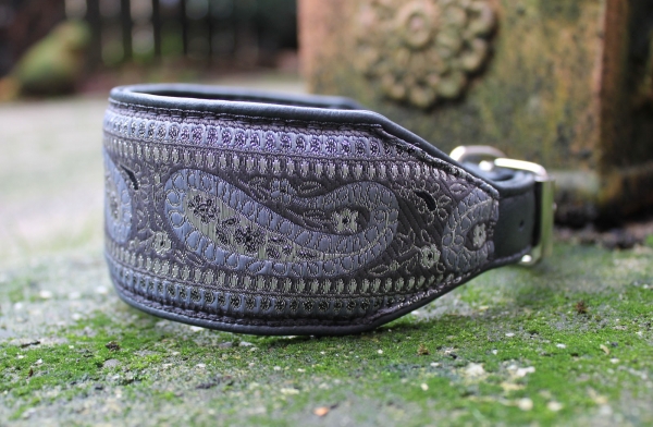 1400m Halsband ~Paisley~ anthrazit