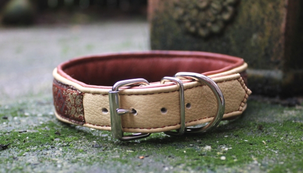 0307d Halsband ~Kassette~ rotbraun